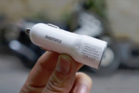 Авто-зарядний пристрій в прикурювач USB 2вих. 2.1A REMAX CC201, адаптер у прикурювач - Зображення 5